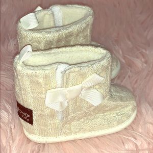 Bebe baby booties